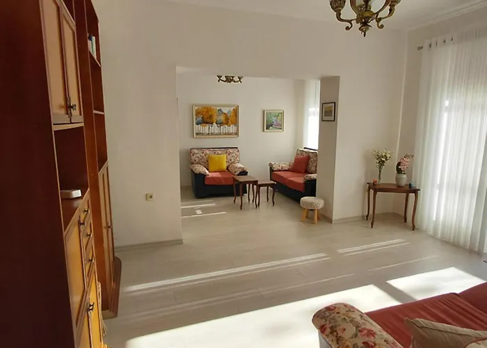 Sleeping Chest Appartement Tirana